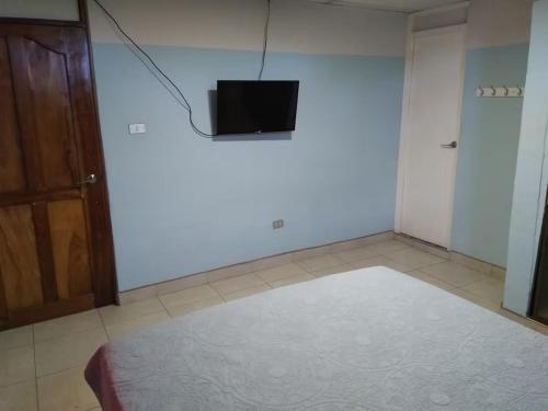 1 queen bed