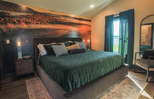 Valley View Resort Cabin #1 1-Bed Modern-Luxury with Hot Tub in Canaan Valley WV - main image