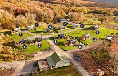Valley View Resort Cabin #1 1-Bed Modern-Luxury with Hot Tub in Canaan Valley WV - image 6