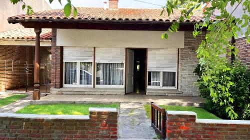 Casa Castaña Miramar