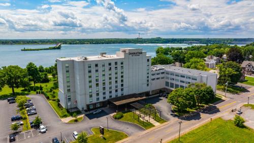 DoubleTree by Hilton Hotel Niagara Falls New York in Niagara Falls, USA