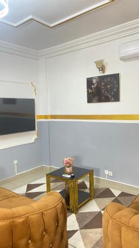 设施服务, le grand pre BONAMOUSSADI in 波纳穆萨迪