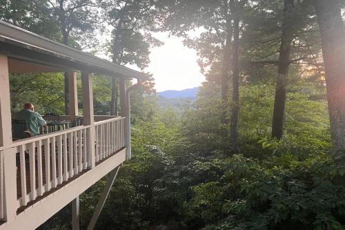 Treehouse Retreat Treehouse Retreat
