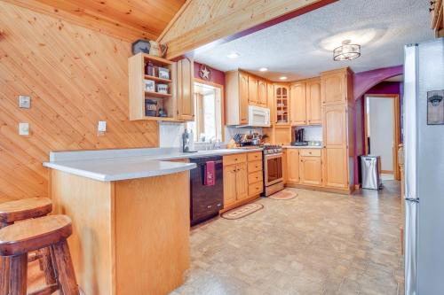. Pond & Snowmobile Trails On-Site: Errol Escape!