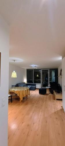 Skyline View Apartment - 15th Floor Bliss, Bratislava (fotografie 7)