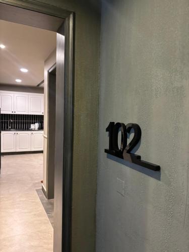 Two-Bedroom Deluxe Apartment image 2
