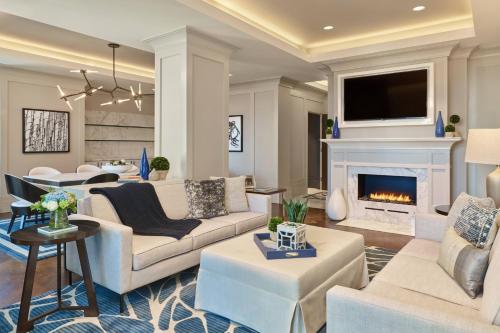 The Hotel at Avalon Autograph Collection - image 2