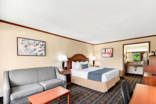 Best Western Fairfax City - image 11
