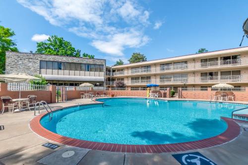 بست ويسترن فيرفاكس سيتي بست ويسترن فيرفاكس سيتي