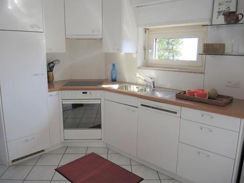 Casa Sopralago by Fewotessin in Gordola