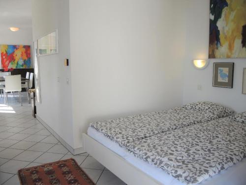 Casa Sopralago by Fewotessin in Gordola