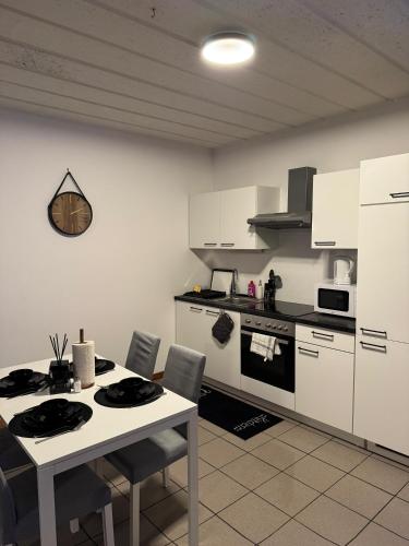 Appartement de Luxe Entièrement Rénové - Proche Aéroport de Bruxelles, Quartier Chic, Bruselas (foto 9)