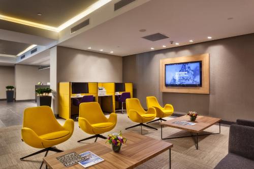 Shared lounge/TV area, Fraser Place Antasya Istanbul in Umraniye