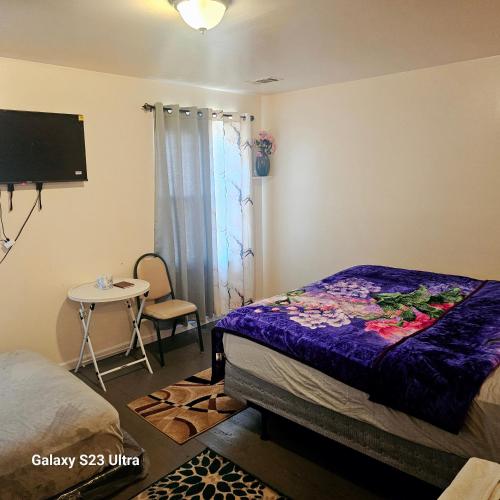 Divine Villa and Resorts 67 Sherman 5mins to EWR Airport and 4mins to Penn Station Newark, 20Mins to New York in Newark, USA