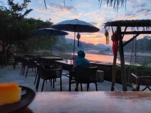 치앙라이 ริมกก โฮมสเตย์ rim-kok homestay 3성급 게스트하우스 레스토랑