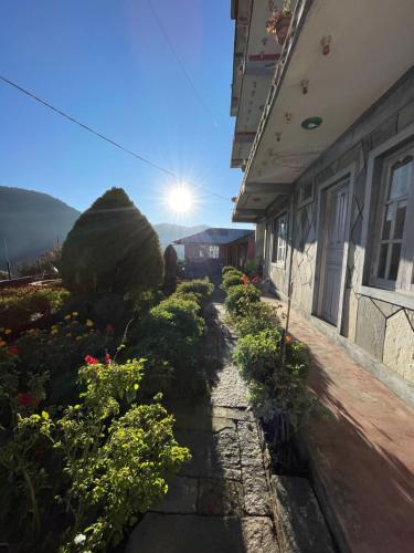 A szálláshely kívülről, Hotel Trekkers Home Nepal in Dhital
