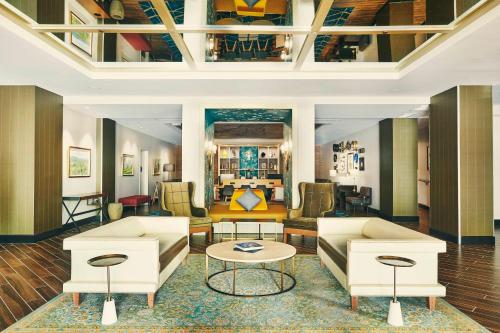 The Draftsman, Autograph Collection in Charlottesville, USA