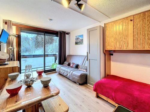 Studio lumineux 4 pers, skis aux pieds, balcon, WIFI
