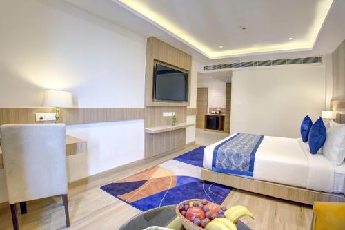 room detail thumbnail 1