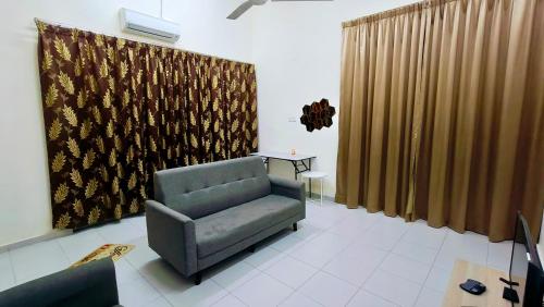 Teratak Anies Semi-D Bypass Homestay Kuantan