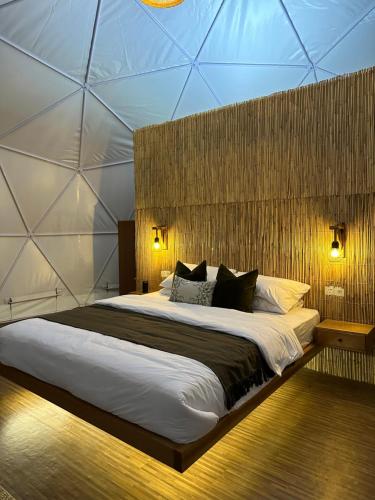 Bubbles Domes Private One in A'Sharqiyah Sands (Wahiba)