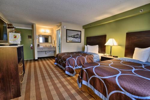 Double Room with Two Double Beds - Non-Smoking