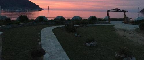Deluxe Double or Twin Room with Sea View image 10