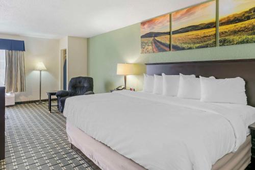 Clarion Pointe in Jasper, USA