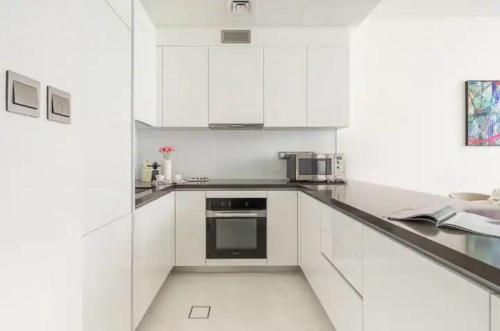 District one Full Water view Apartment, Dubai (photo 4)