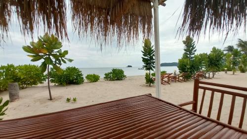 The Sea Campers จันทบุรี near Koh Nom Sao