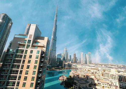 Stunning 2 BR Burj Khalifa Fountain Views, Dubai (Foto 7)