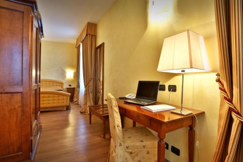 Central Park Hotel Modena - image 5