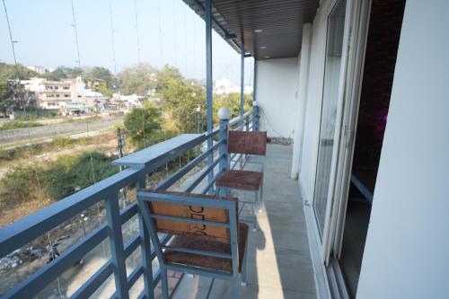 Doon Classic A, Rājpur