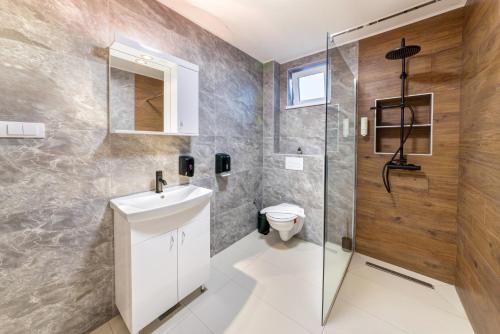 V APARTMENT 3 Futog in ฟูตอก