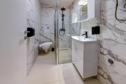 V APARTMENT 4 Futog in ฟูตอก