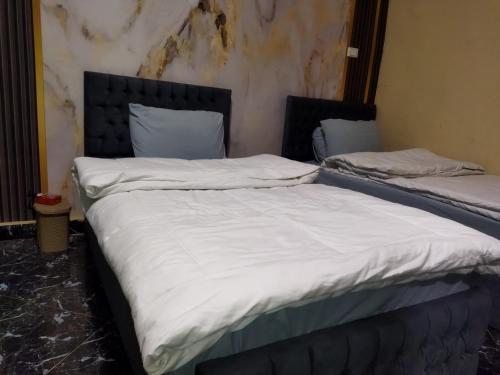 Best four pyramids view