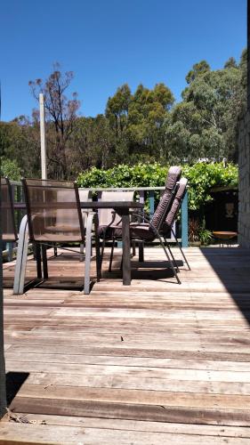 Cheerful Bush House - Australia Post