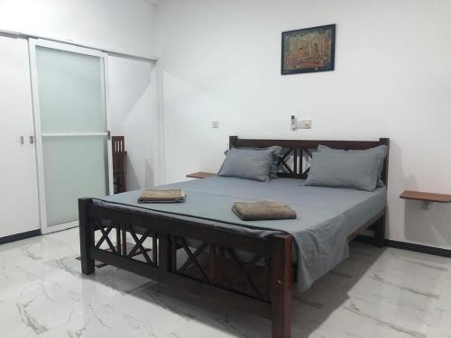 1 queen bed