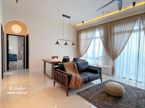 Austin Regency by JC Home Experience Austin Regency by JC Home Experience