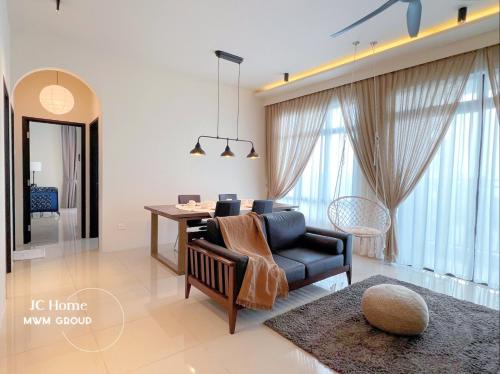 Austin Regency by JC Home Experience Austin Regency by JC Home Experience