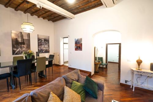 Pantheon Terrace 2 BR Apartment, Roma (foto 6)