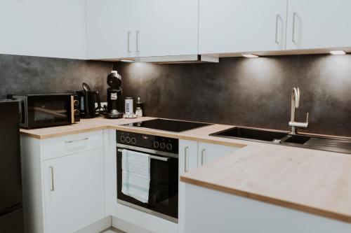 virtuve, Moderne Wohnung in Dernbach WW in Dernbach (Westerwald)