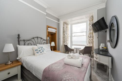 Gwesty'r Marine Hotel & Spa - image 4