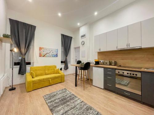 Danube Side cosy quiet Apartment 1
