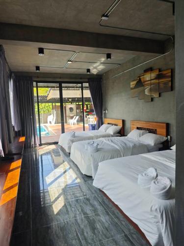 เขียวครามพูลวิลล่า in Chong Sadao