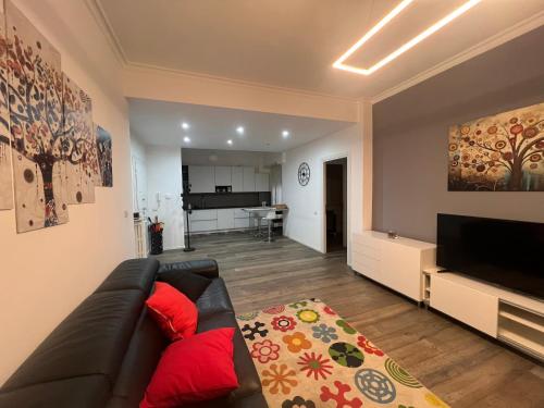 Monteverde COME a casa -HOME-, Roma (foto 2)