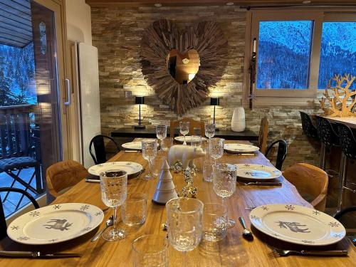 Grand appartement contemporain 10 pers, proche pistes et centre, ascenseur et Wifi inclus - FR-1-180 in Meribel