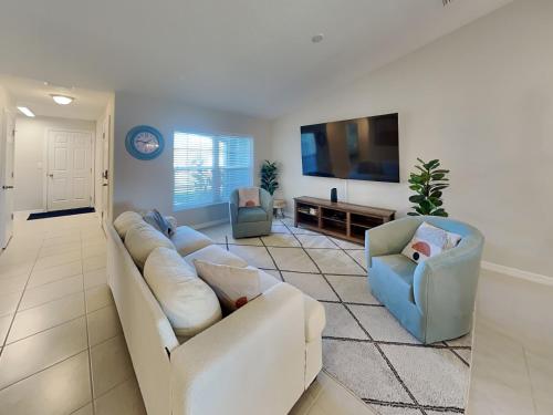 Sea Breeze Lake Villa B