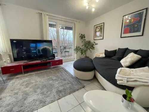 BEIMS APARTMENT-Vollausstattung-Küche, kostenlos-WFI, Smart-TV in Magdeburg, Deutschland
