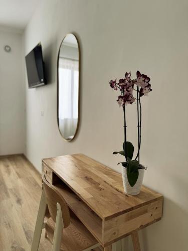 Riviera Smart Rooms 2